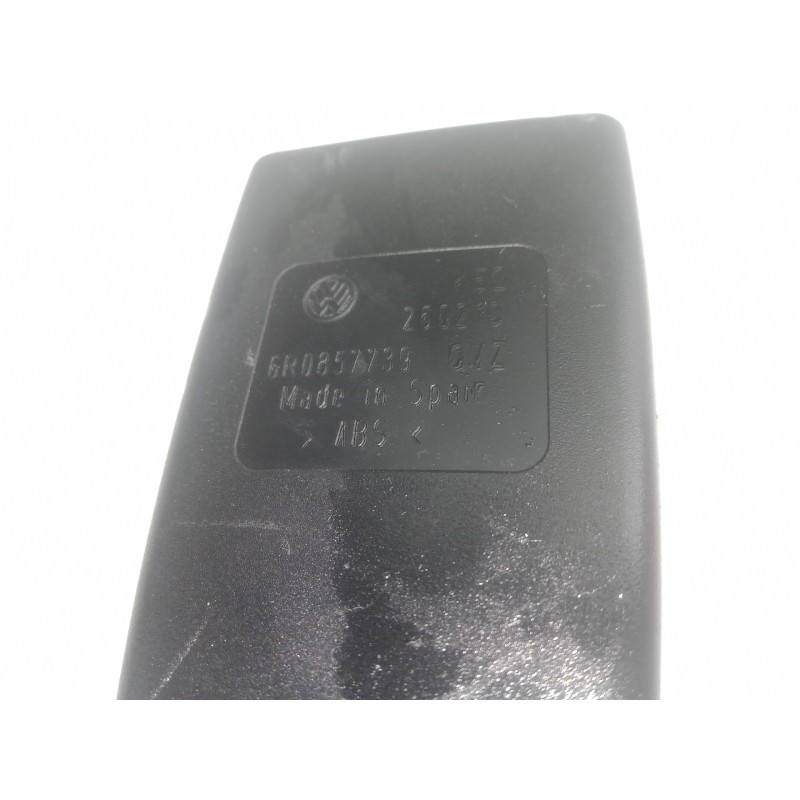 Recambio de enganche cinturon trasero central para seat ibiza (6j5) 1.4 16v referencia OEM IAM 6R0857739-6R0857739QVZ  