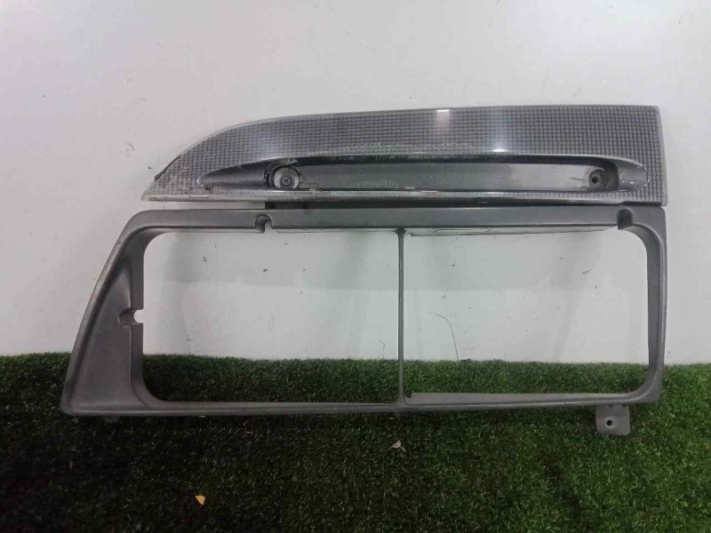 Recambio de moldura para isuzu n-serie referencia OEM IAM 8975810880 MOLDURA FARO DOBLE CON.TARAS