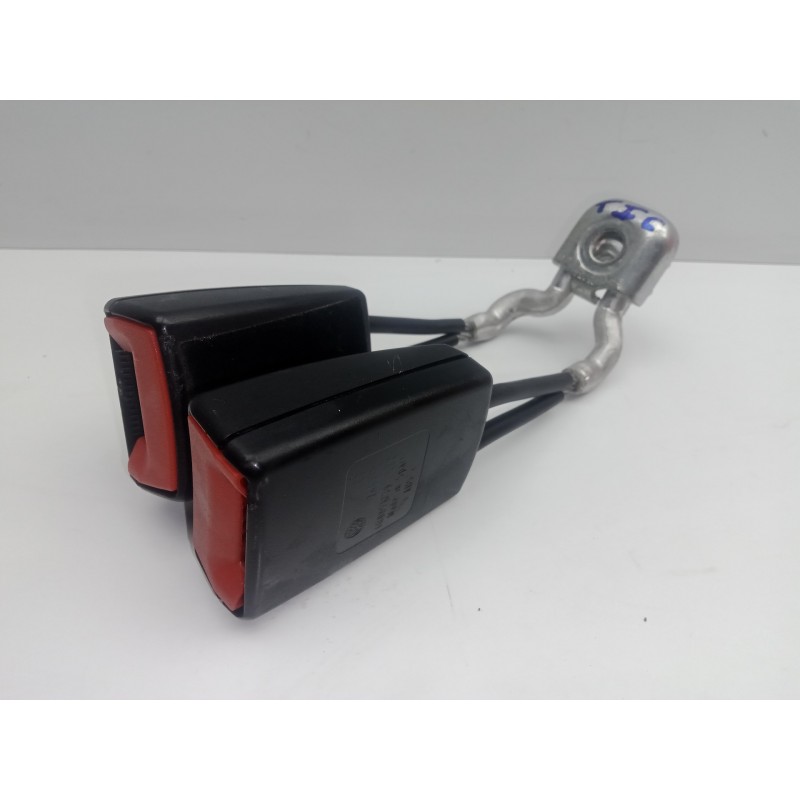 Recambio de enganche cinturon trasero central para seat ibiza (6j5) 1.4 16v referencia OEM IAM 6R0857739-6R0857739QVZ  