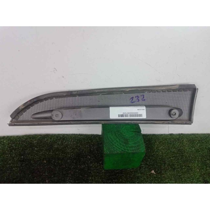 Recambio de moldura para isuzu n-serie referencia OEM IAM 8979947930 MOLDURA.FARO DERECHO