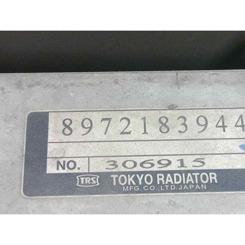 Recambio de intercooler para isuzu n-serie referencia OEM IAM 8972183944 370X505X50 