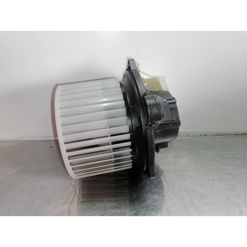 Recambio de motor calefaccion para hyundai i30 1.6 crdi cat referencia OEM IAM  CON.CLIMA 