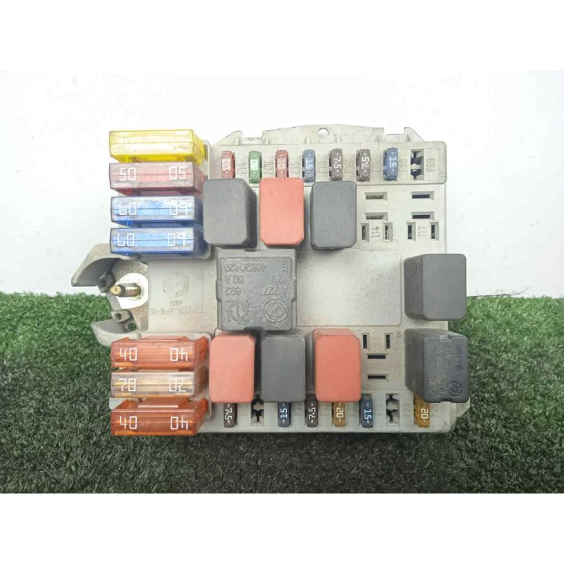 Recambio de caja reles / fusibles para fiat doblo (119) 1.3 jtd cat referencia OEM IAM 46760542  