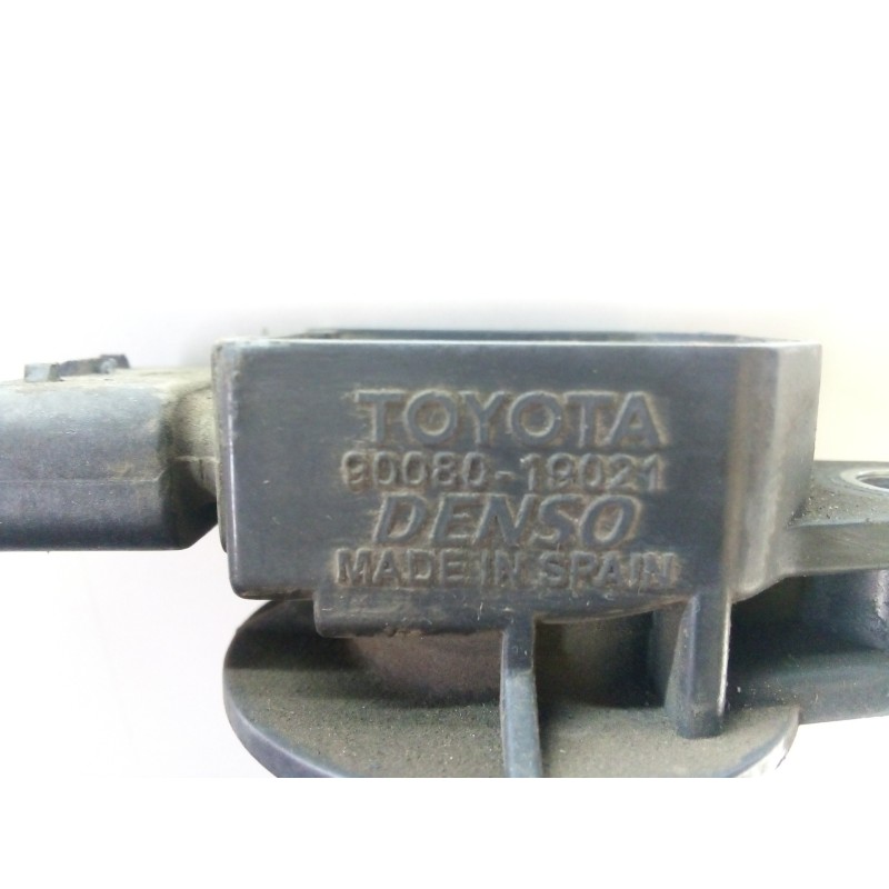 Recambio de inyector para toyota yaris (ncp1/nlp1/scp1) 1.3 cat referencia OEM IAM 9008019021  