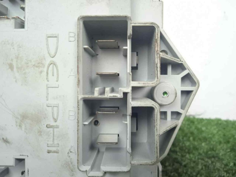 Recambio de caja reles / fusibles para fiat doblo (119) 1.3 jtd cat referencia OEM IAM 46760542  