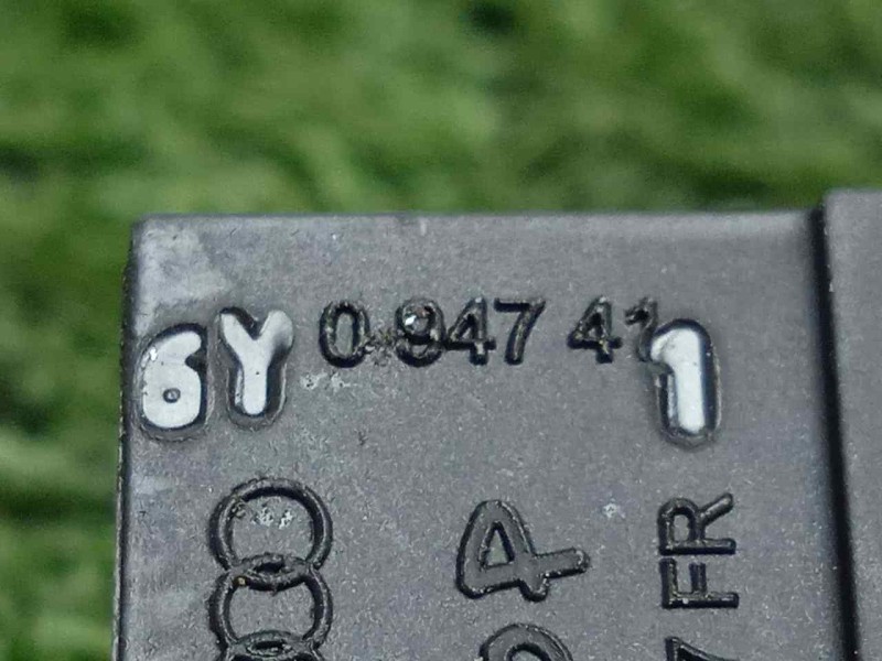 Recambio de luz interior para audi a3 sedán(8vs) 2.0 16v tdi referencia OEM IAM 6Y0947411 LUZ.PUERTA 
