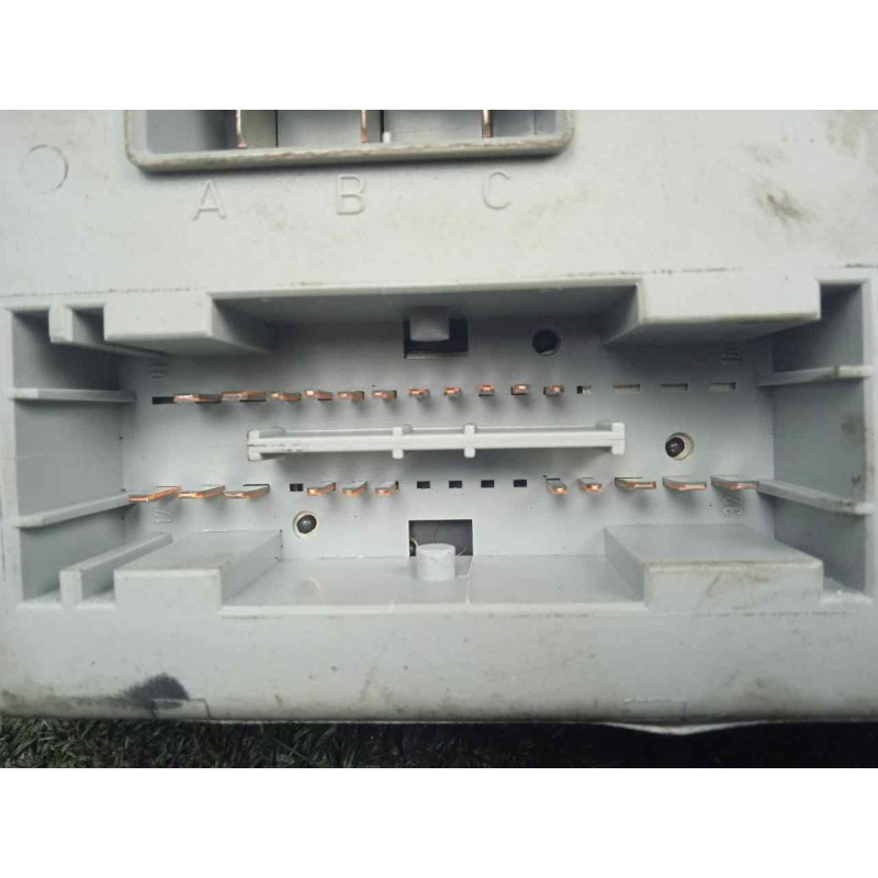 Recambio de caja reles / fusibles para fiat doblo (119) 1.3 jtd cat referencia OEM IAM 46760542  