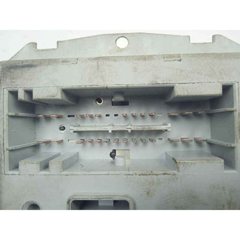 Recambio de caja reles / fusibles para fiat doblo (119) 1.3 jtd cat referencia OEM IAM 46760542  