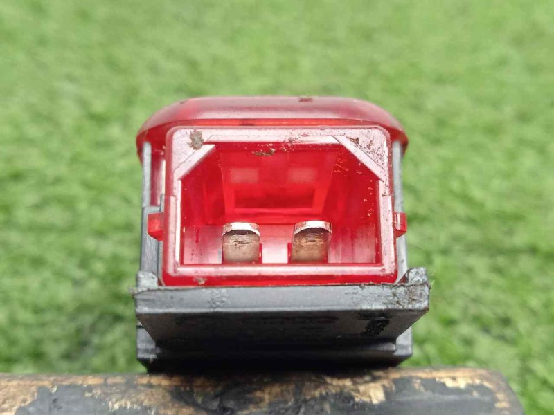 Recambio de luz interior para audi a3 sedán(8vs) 2.0 16v tdi referencia OEM IAM 6Y0947411 LUZ.PUERTA 