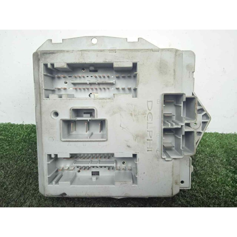Recambio de caja reles / fusibles para fiat doblo (119) 1.3 jtd cat referencia OEM IAM 46760542  