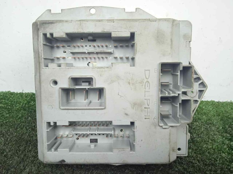 Recambio de caja reles / fusibles para fiat doblo (119) 1.3 jtd cat referencia OEM IAM 46760542  