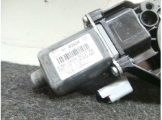 Recambio de motor elevalunas delantero derecho para hyundai i30 1.6 crdi cat referencia OEM IAM 0130822543-824602R000  BOSCH 2