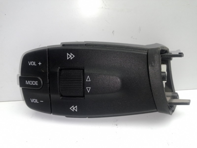 Recambio de mando multifuncion para seat ibiza (6j5) 1.4 16v referencia OEM IAM  4.PINES 