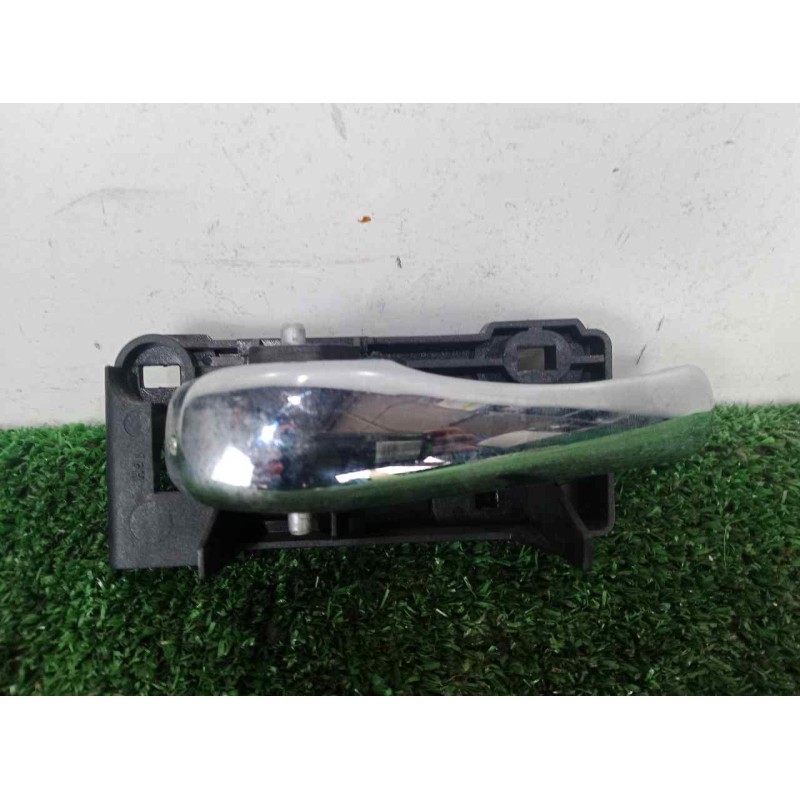 Recambio de maneta interior delantera izquierda para alfa romeo 147 (190) 1.6 16v cat referencia OEM IAM 46736147  