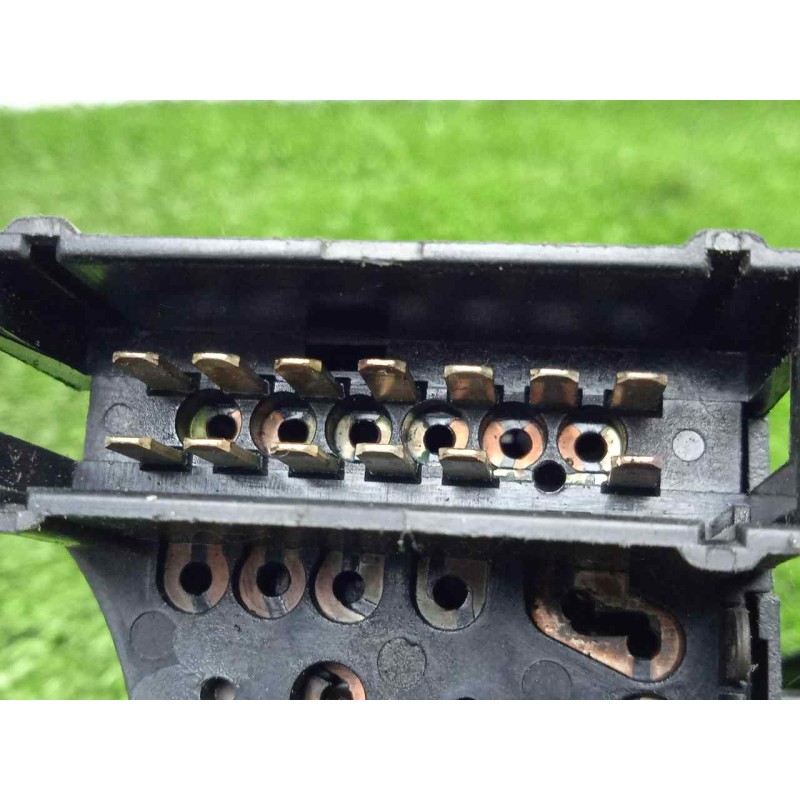 Recambio de mando luces para renault trafic 2.1 diesel referencia OEM IAM 36790821K6  