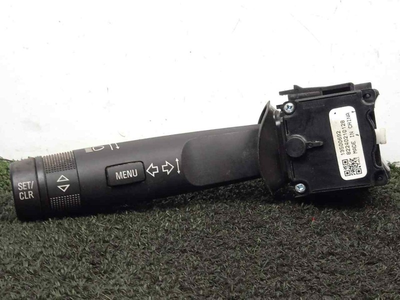 Recambio de mando luces para chevrolet cruze 2.0 diesel cat referencia OEM IAM 82240210128-13500692  