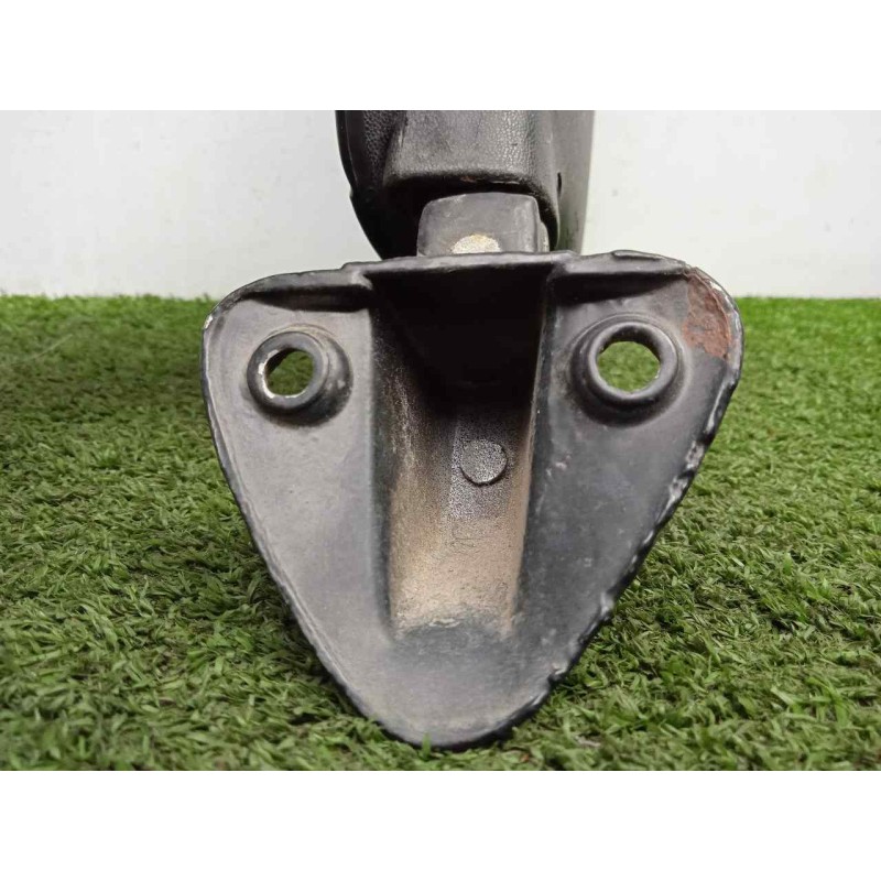 Recambio de retrovisor izquierdo para nissan vanette (c 220) referencia OEM IAM  MANUAL NEGRO.PLASTICO