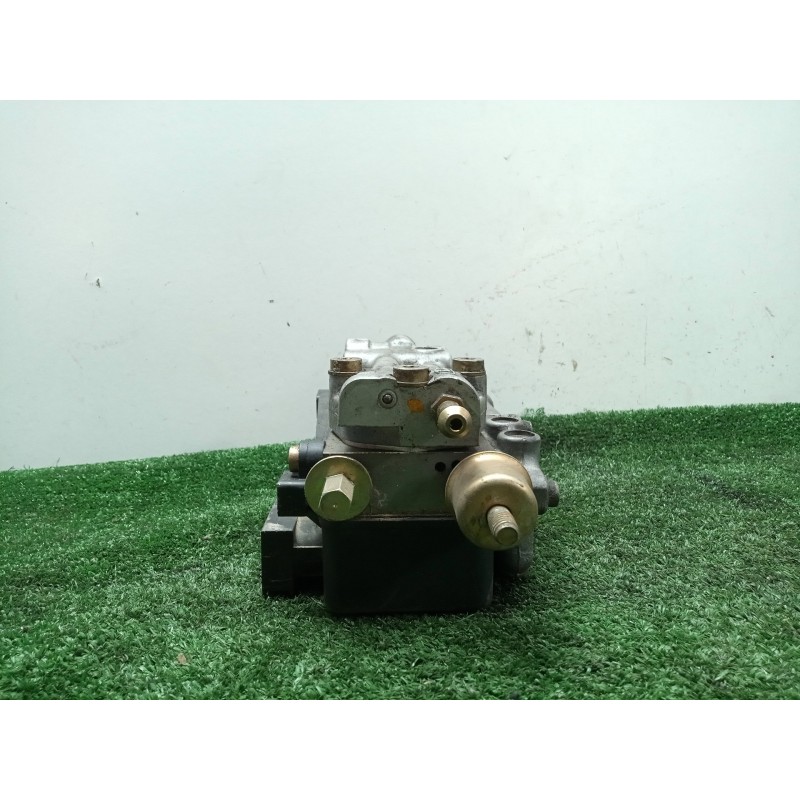 Recambio de abs para citroën xantia berlina 1.9 turbodiesel referencia OEM IAM 10050188033-2643M  