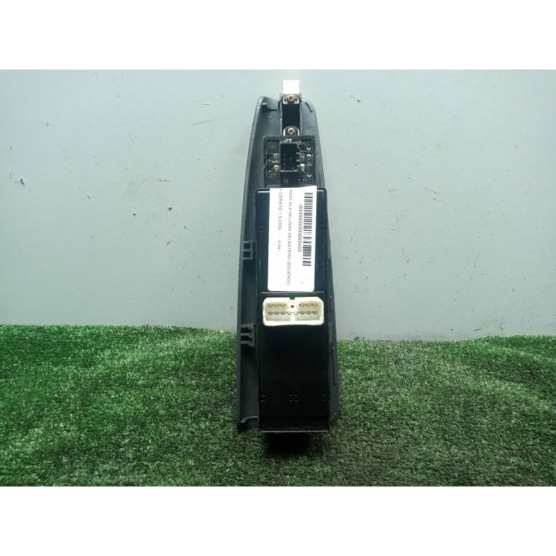 Recambio de mando elevalunas delantero izquierdo para kia cerato 1.5 crdi referencia OEM IAM 621W05560 4.BOTONES 