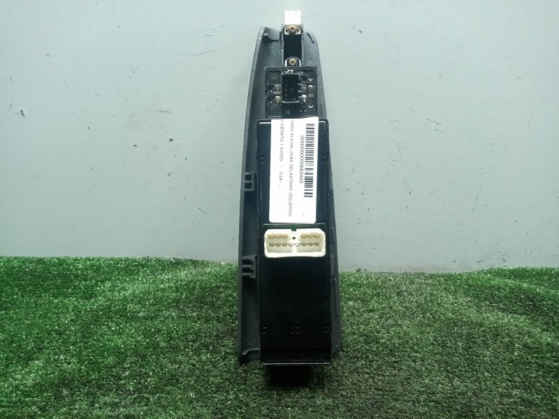 Recambio de mando elevalunas delantero izquierdo para kia cerato 1.5 crdi referencia OEM IAM 621W05560 4.BOTONES 