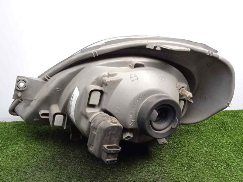 Recambio de faro derecho para nissan primastar (x83) 1.9 dci diesel cat referencia OEM IAM SINREFERENCIA  BLANCO