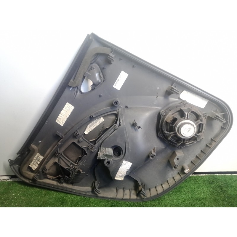 Recambio de guarnecido puerta trasera derecha para seat ibiza (6j5) 1.4 16v referencia OEM IAM 6J4867212  