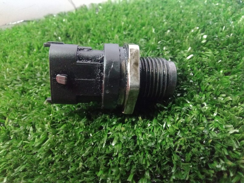 Recambio de sensor para opel astra h berlina 1.9 16v cdti cat (z 19 dth / lrd) referencia OEM IAM 0281002706  