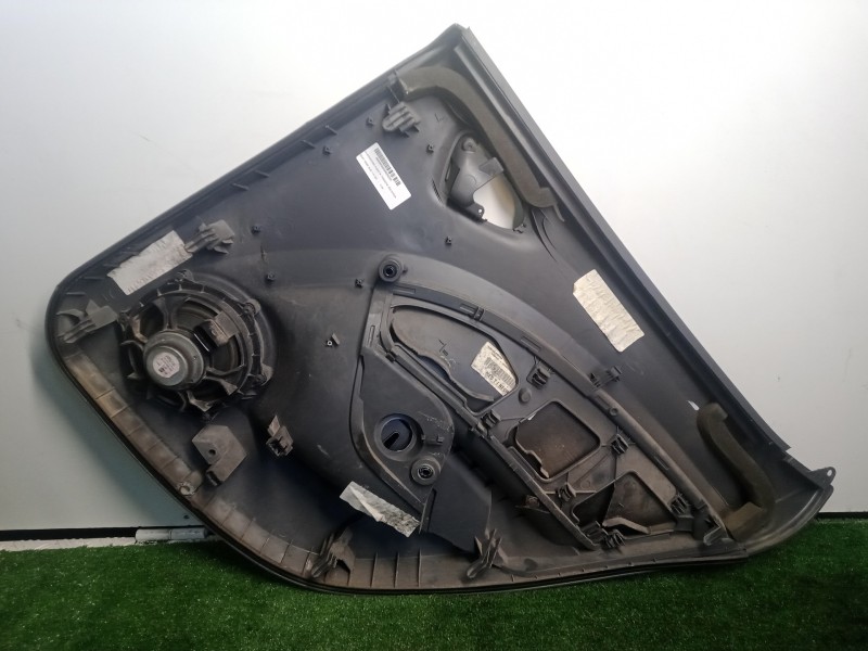 Recambio de guarnecido puerta trasera izquierda para seat ibiza (6j5) 1.4 16v referencia OEM IAM 6J4867211  