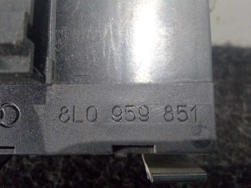 Recambio de mando elevalunas delantero izquierdo para audi a3 (8l) 1.9 tdi referencia OEM IAM 8L0959851-501667 2.BOTONES 