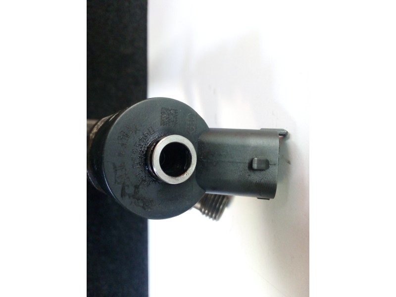 Recambio de inyector para peugeot 307 break / sw (s1) 1.6 hdi referencia OEM IAM 0445110188  