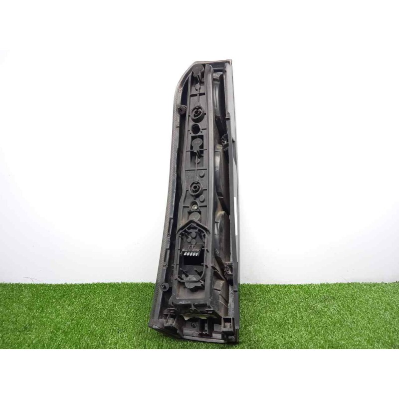 Recambio de piloto trasero derecho para opel meriva 1.7 16v cdti referencia OEM IAM 13196001 AHUMADO 