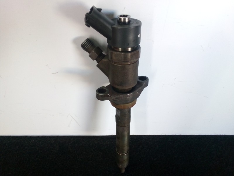 Recambio de inyector para peugeot 307 break / sw (s1) 1.6 hdi referencia OEM IAM 0445110188  