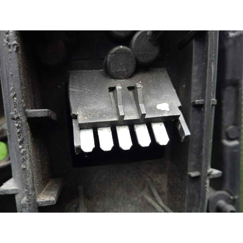 Recambio de piloto trasero izquierdo para opel meriva 1.7 16v cdti referencia OEM IAM 13196002 AHUMADO 