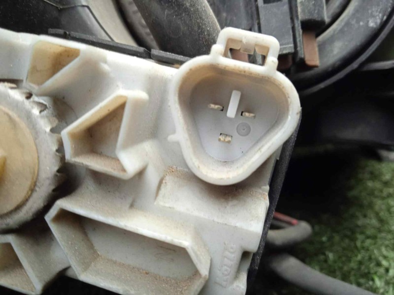 Recambio de faro izquierdo para subaru impreza g12 2.0 cat referencia OEM IAM  XENON CON.TARA