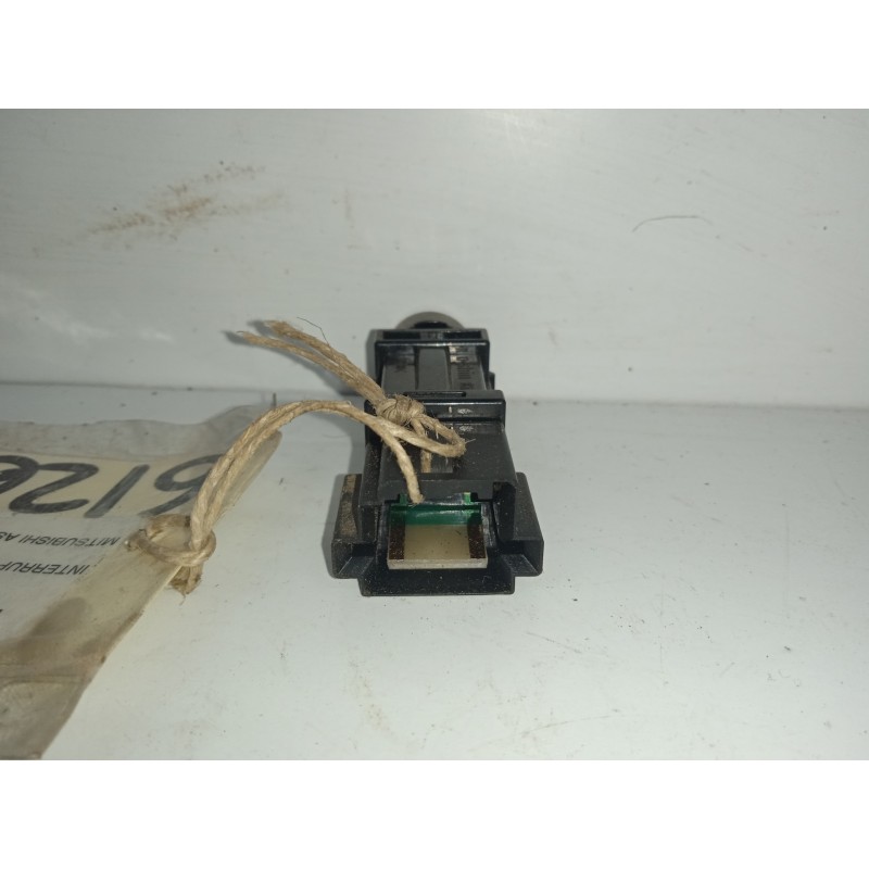 Recambio de interruptor para mitsubishi asx (ga0w) 1.8 di-d cat referencia OEM IAM R2362 2.PÌNES BOTON INFO