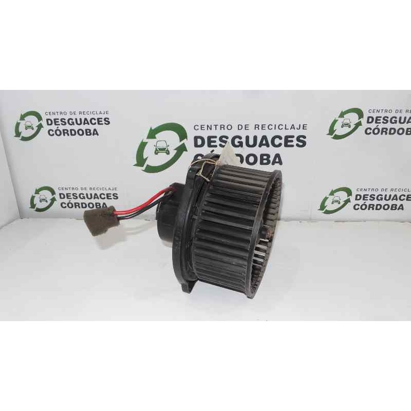 Recambio de motor calefaccion para mitsubishi santamo (hyundai) 2.0 cat referencia OEM IAM  2.PIN SIN.REFERENCIA