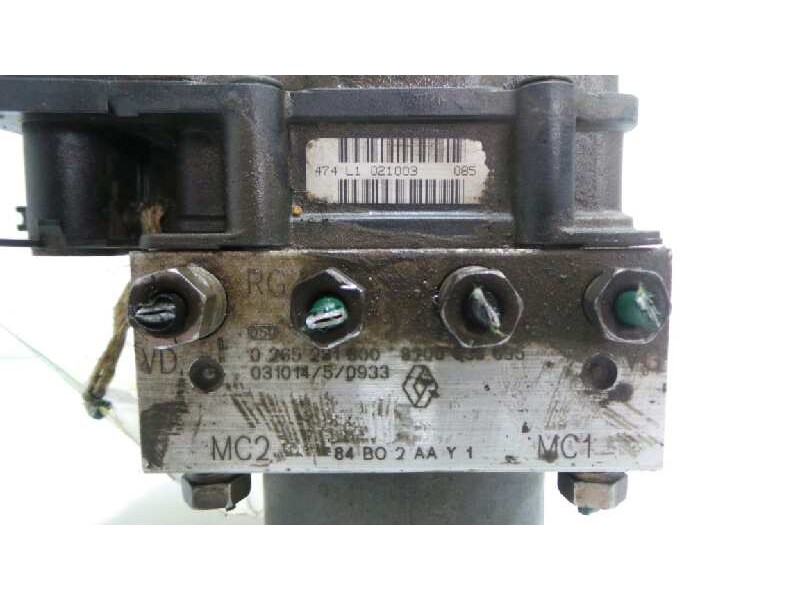 Recambio de abs para renault megane ii berlina 5p 1.9 dci diesel referencia OEM IAM 0265800300-0265231800-8200038695  