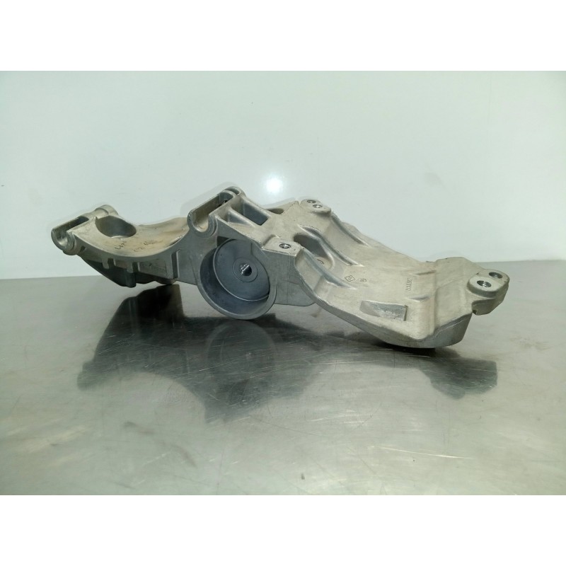 Recambio de soporte alternador para nissan qashqai (j11) 1.5 turbodiesel cat referencia OEM IAM 8200669494  