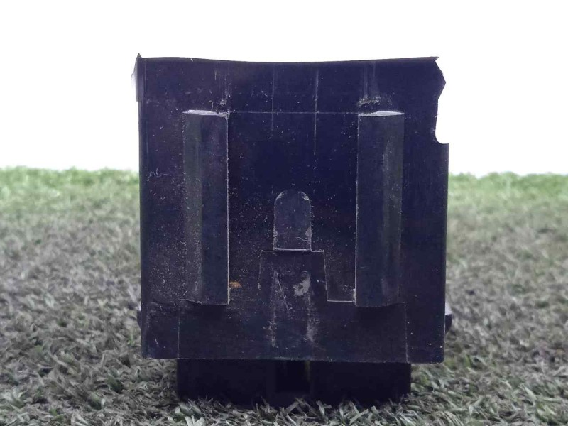 Recambio de modulo electronico para isuzu n-serie 5.2 diesel referencia OEM IAM 8973639830 RELE LIMPIAPARABRISAS 