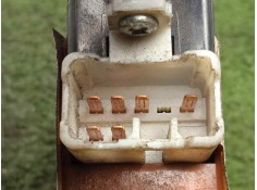 Recambio de mando elevalunas delantero izquierdo para isuzu n-serie 5.2 diesel referencia OEM IAM 8973151780 2.BOTONES  2