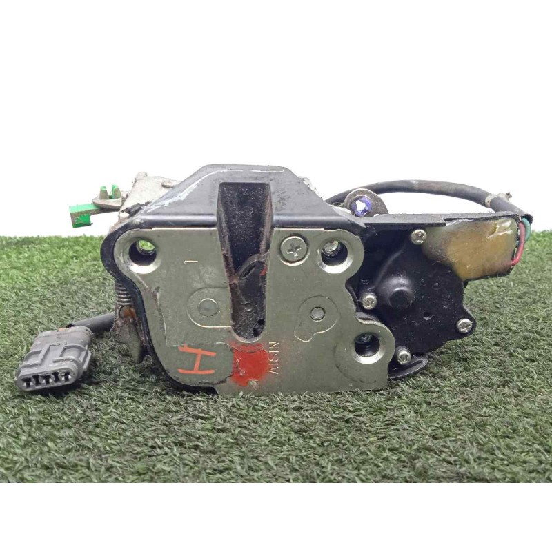 Recambio de cerradura puerta delantera izquierda para isuzu n-serie 5.2 diesel referencia OEM IAM 8975874902 3.PINES 