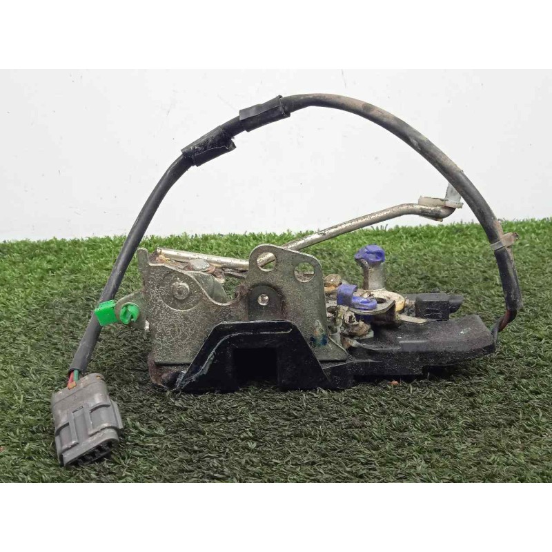 Recambio de cerradura puerta delantera izquierda para isuzu n-serie 5.2 diesel referencia OEM IAM 8975874902 3.PINES 