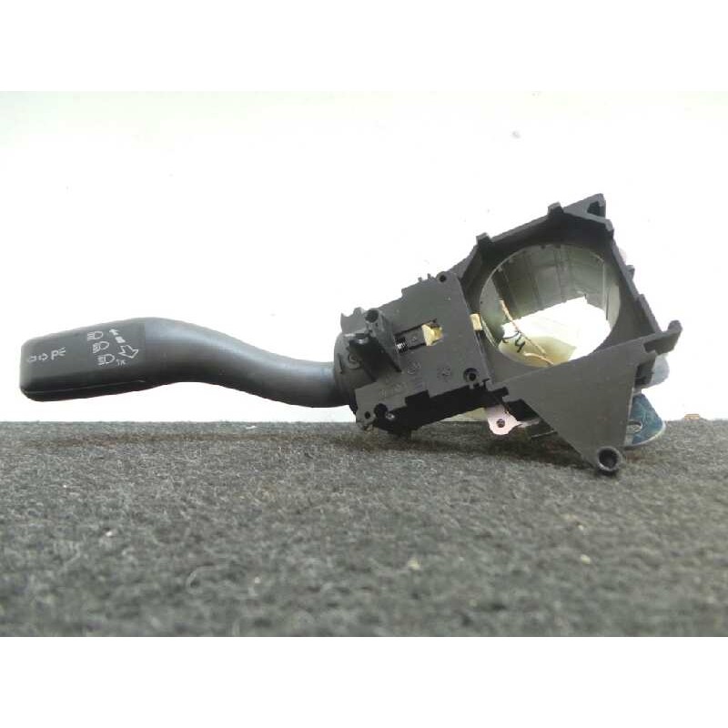 Recambio de mando luces para seat exeo berlina (3r2) 2.0 tdi referencia OEM IAM 4E0953513K-CZKO13003855 3.PINES 