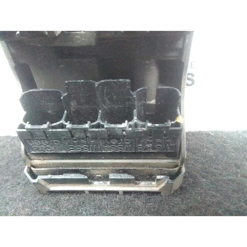 Recambio de valvula de vacio para volvo fl xxx referencia OEM IAM 21122034  