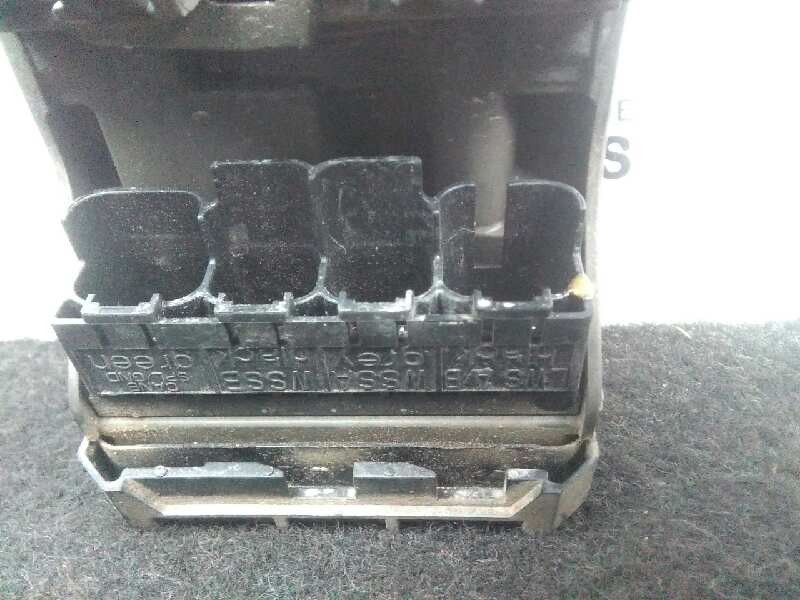 Recambio de valvula de vacio para volvo fl xxx referencia OEM IAM 21122034  