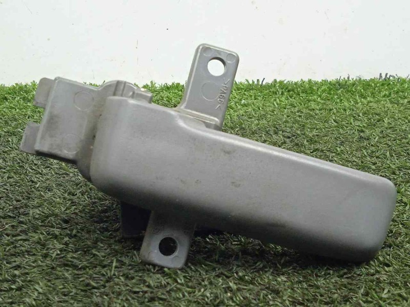 Recambio de maneta interior delantera izquierda para isuzu n-serie 5.2 diesel referencia OEM IAM 8975823051  