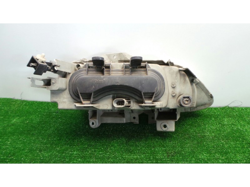 Recambio de faro izquierdo para renault laguna (b56) 2.0 referencia OEM IAM 7700820122 94-98 