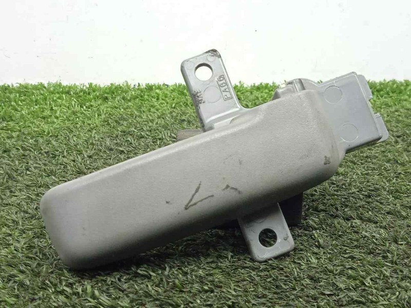 Recambio de maneta interior delantera derecha para isuzu n-serie 5.2 diesel referencia OEM IAM 8975823041  