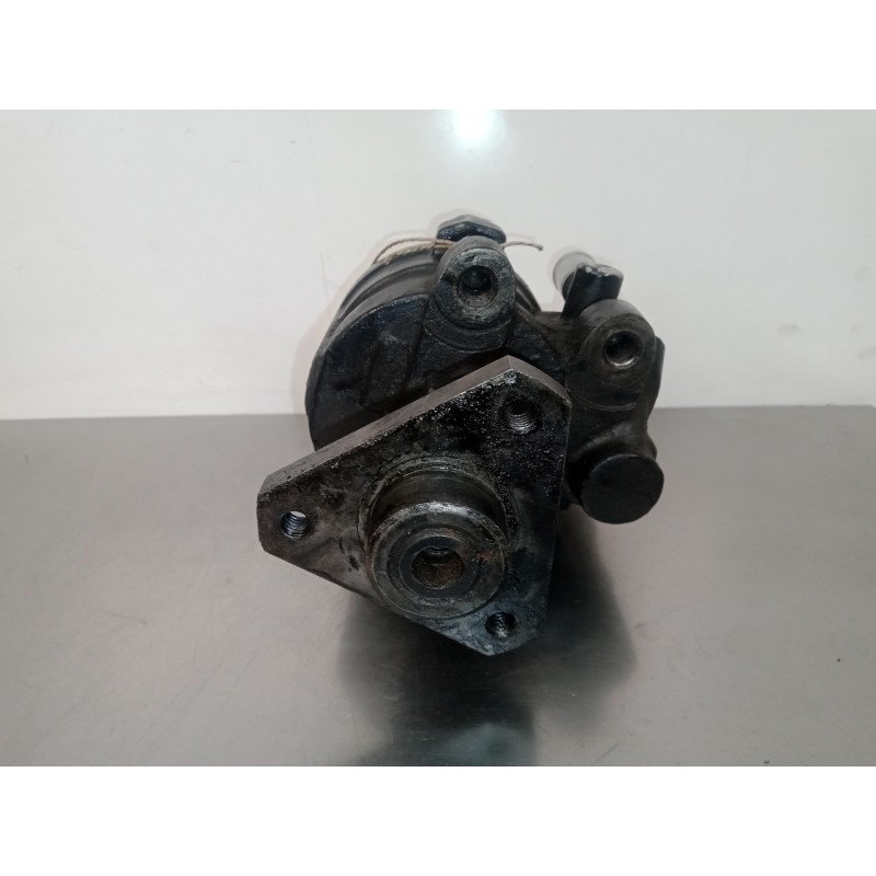 Recambio de bomba servodireccion para renault 19 1.9 d. referencia OEM IAM 7700795295  