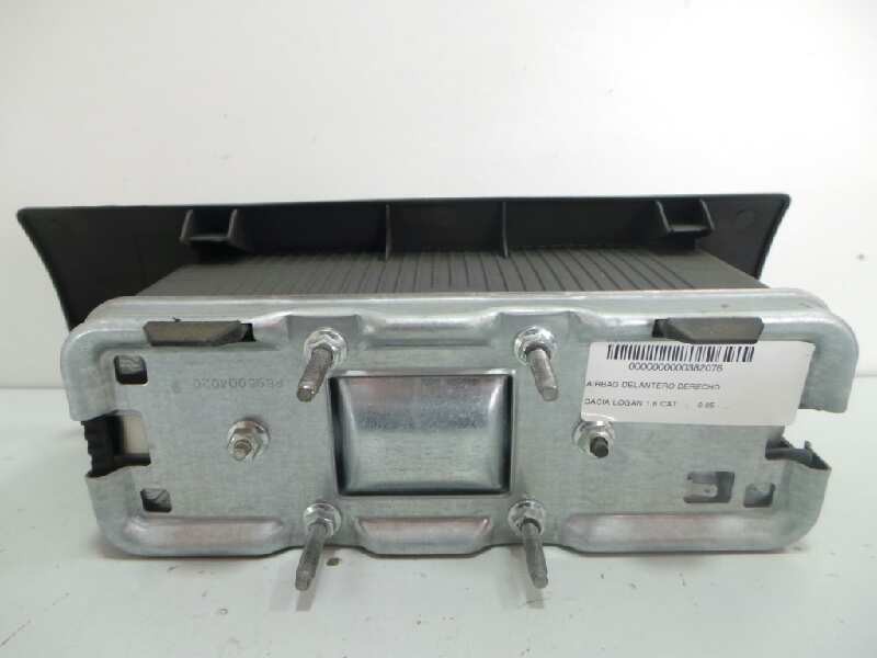 Recambio de airbag delantero derecho para dacia logan 1.6 cat referencia OEM IAM PB9500401-004C062355018-500462451389-8200213634
